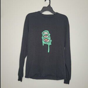 Teen Hearts hell is in your head zombie graphic back long sleeve top size medium